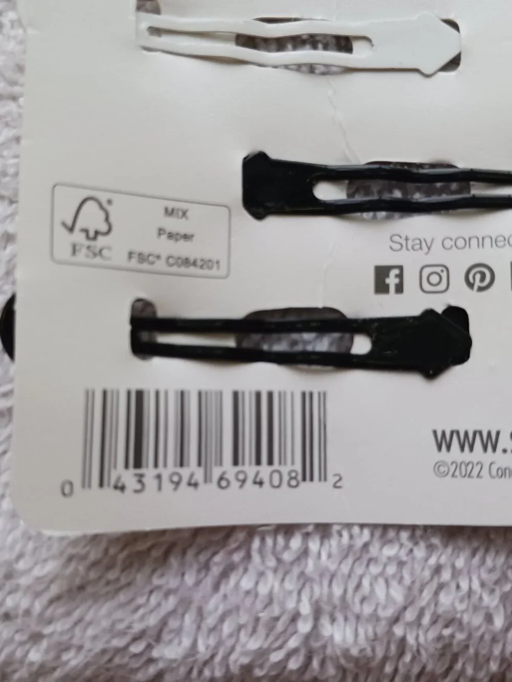 8 scunci Athleisure Stay Put Slideproof Hold Secure Metal Hair Contour Snap Clip